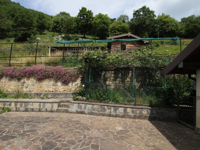 Villa Indipendente in vendita a Torre De' Busi, Lombardia