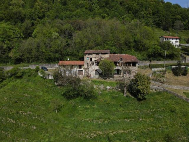 Villa Indipendente in vendita a Torre De' Busi, Lombardia