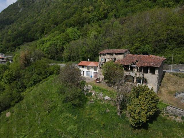 Villa Indipendente in vendita a Torre De' Busi, Lombardia