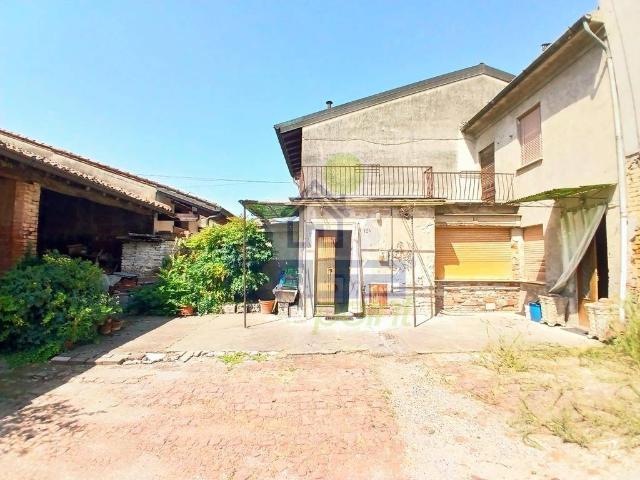 Villa Indipendente in vendita a Torre de' Picenardi, Cremona