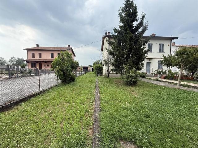 Villa Indipendente in vendita a Torre Pallavicina, Lombardia