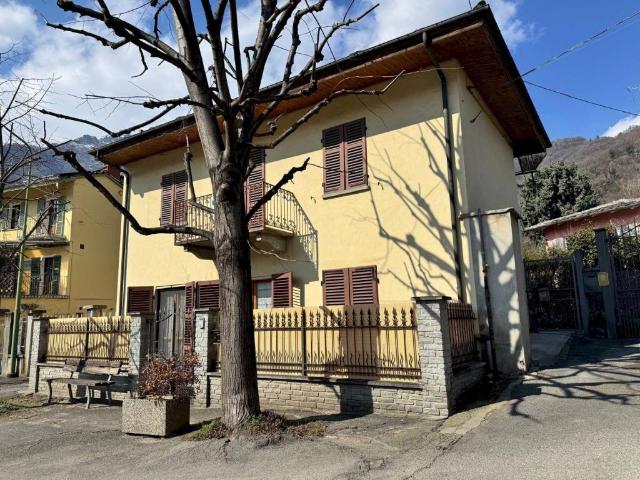 Villa Indipendente in vendita a Santa Margherita, Piemonte