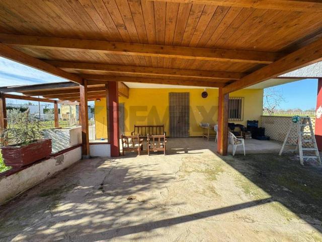 Villa Indipendente in vendita a Puglia, Brindisi