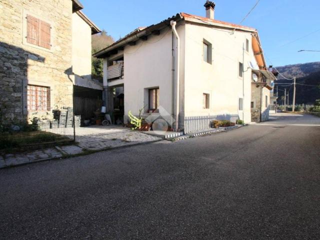 Villa Indipendente in vendita a Torreano, Friuli-Venezia Giulia