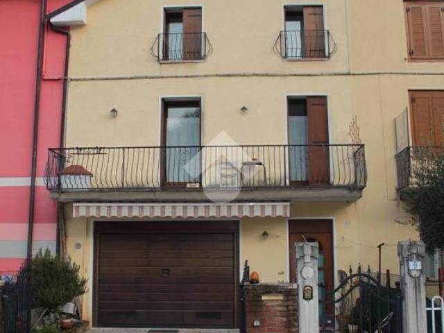 Villa Indipendente in vendita a Torrebelvicino, Veneto