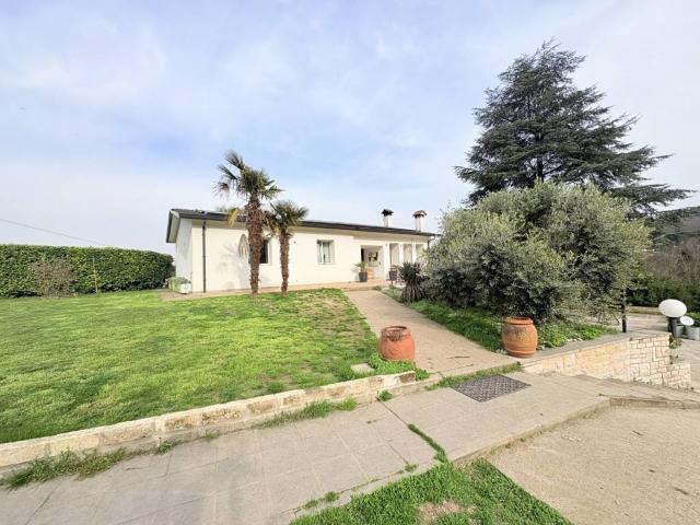 Villa Indipendente in vendita a Teolo, Torreglia