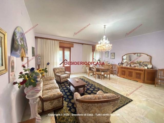 Villa Indipendente in vendita a Torrenova, Sicilia