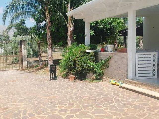 Villa Indipendente in vendita a Torretta, Sicilia