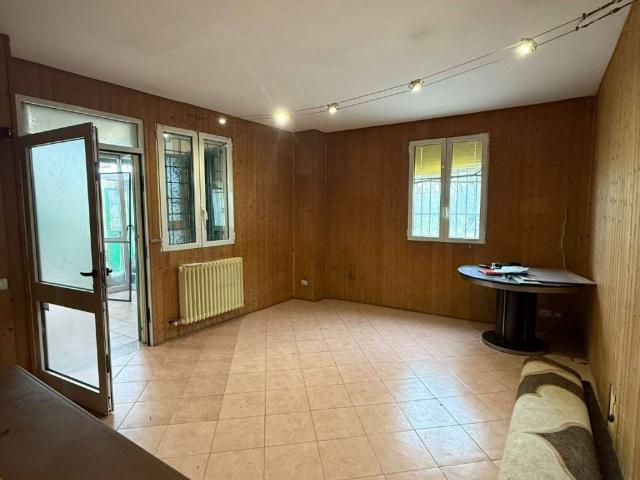 Villa Indipendente in vendita a Torrevecchia Pia, Lombardia