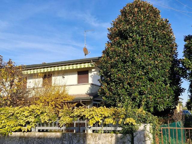 Villa Indipendente in vendita a Marola, Torri Di Quartesolo