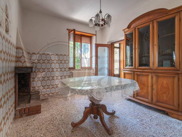 Villa Indipendente in vendita a Torrice, Lazio
