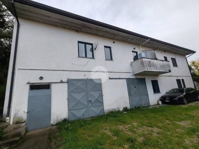Villa Indipendente in vendita a Torrice, Lazio