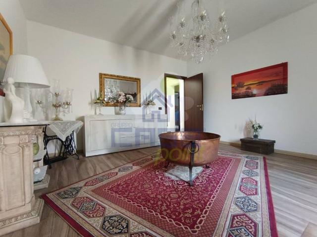 Villa Indipendente in vendita a Torricella Del Pizzo, Lombardia