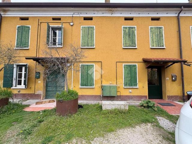 Villa Indipendente in vendita a Motteggiana, Lombardia
