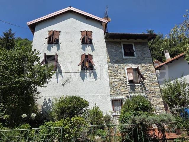 Villa Indipendente in vendita a Vi Sottano, Torriglia