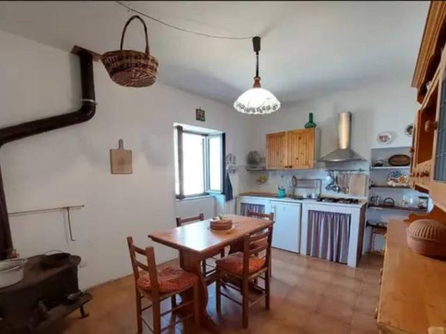 Villa Indipendente in vendita a Buoni di Pentema, Torriglia