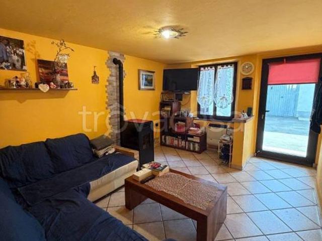 Villa Indipendente in vendita a Torrile, Rivarolo