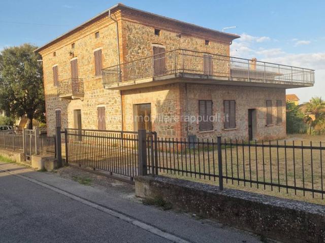 Villa Indipendente in vendita a Torrita, Toscana
