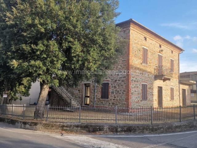 Villa Indipendente in vendita a Torrita, Toscana