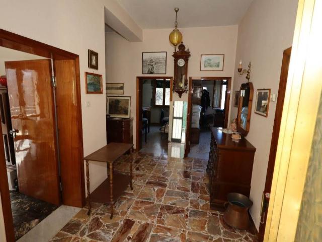 Villa Indipendente in vendita a Torrita, Toscana