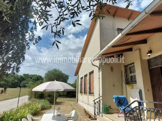 Villa Indipendente in vendita a Torrita, Toscana