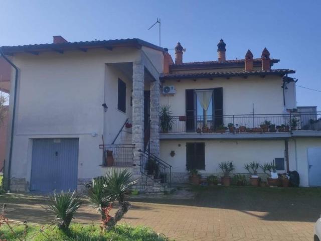 Villa Indipendente in vendita a Torrita, Toscana