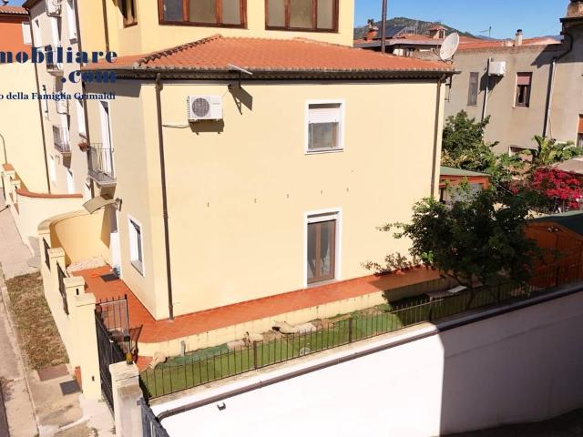 Villa Indipendente in vendita a Zunturinu, Tortolì
