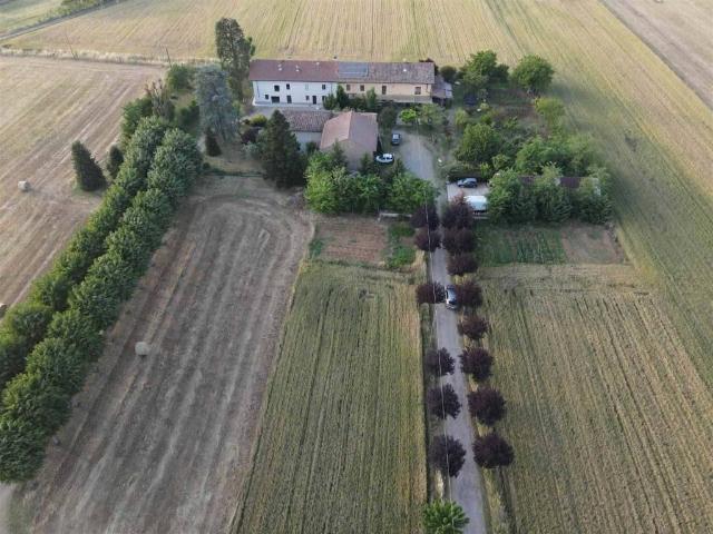 Villa Indipendente in vendita a Piemonte, Alessandria