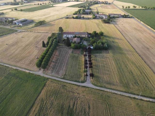 Villa Indipendente in vendita a Piemonte, Alessandria