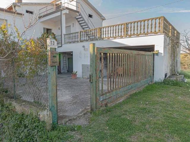 Villa Indipendente in vendita a Unione dei Comuni della Val Vibrata, Tortoreto
