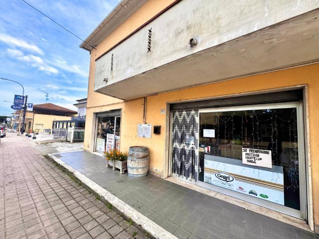 Villa Indipendente in vendita a Unione dei Comuni della Val Vibrata, Tortoreto