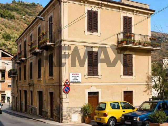 Villa Indipendente in vendita a Tortorici, Sicilia