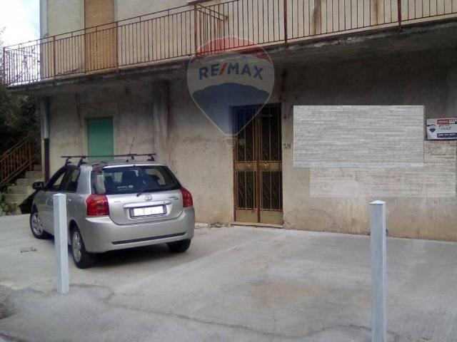 Villa Indipendente in vendita a Tortorici, Sicilia
