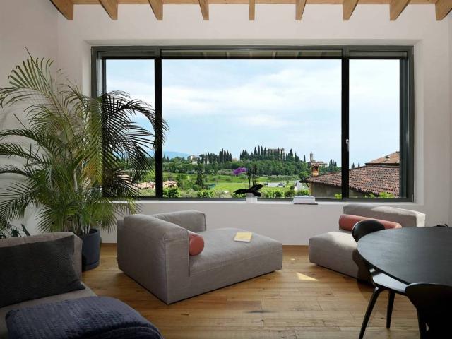 Villa Indipendente in vendita a Comunità Montana Parco Alto Garda bresciano, Toscolano Maderno