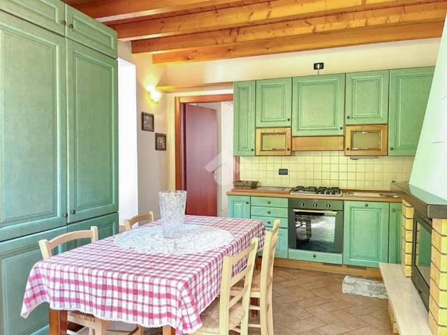 Villa Indipendente in vendita a Comunità Montana Parco Alto Garda bresciano, Toscolano Maderno