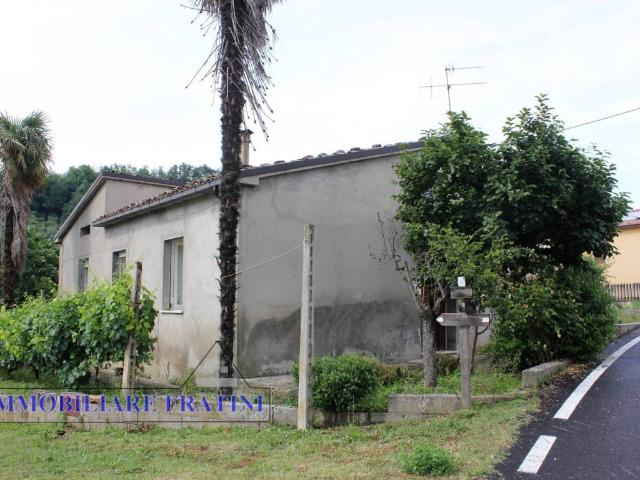 Villa Indipendente in vendita a Palozza, Tossicia