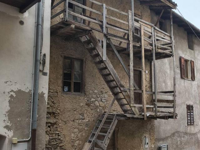 Villa Indipendente in vendita a Comunità della Vallagarina, Trambileno