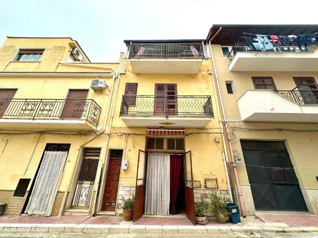 Villa Indipendente in vendita a Trappeto, Sicilia