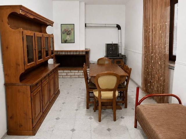 Villa Indipendente in vendita a Trasacco, L'Aquila