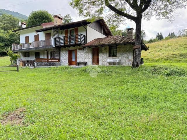 Rustico in vendita a Trasaghis, Friuli-Venezia Giulia