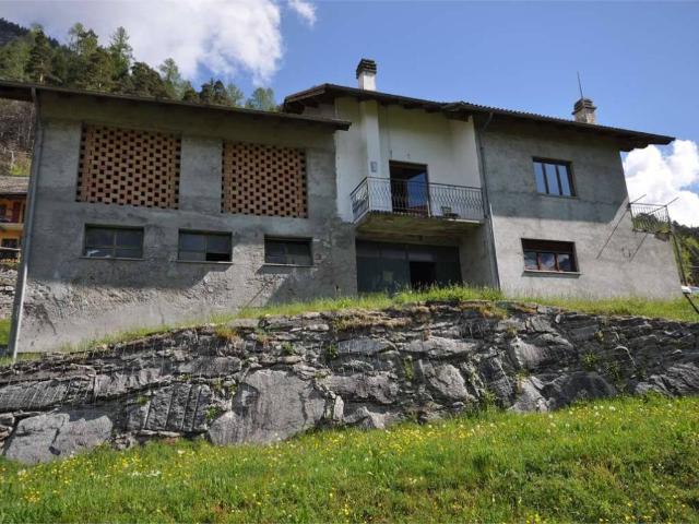 Villa Indipendente in vendita a Piemonte, Verbano-cusio-ossola