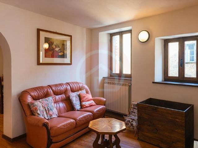 Villa Indipendente in vendita a Unione Comuni Garfagnana, Gallicano