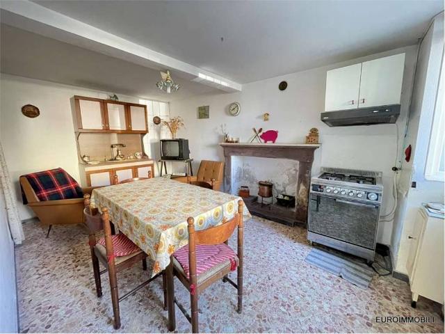 Villa Indipendente in vendita a Traversetolo, Reggio Emilia