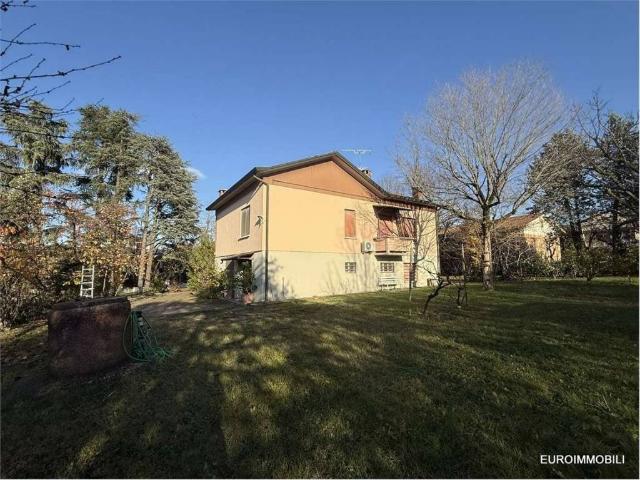 Villa Indipendente in vendita a Traversetolo, Reggio Emilia