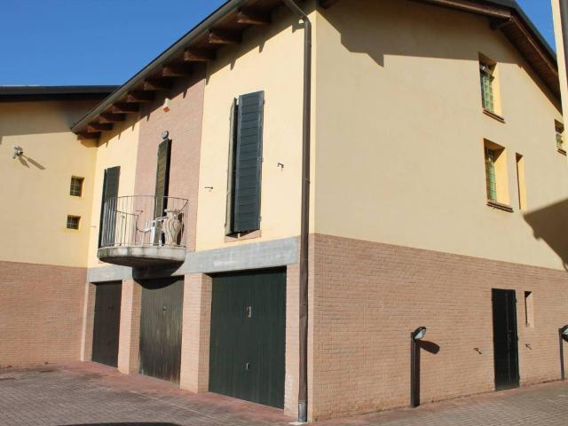 Villa Indipendente in vendita a Traversetolo, Reggio Emilia