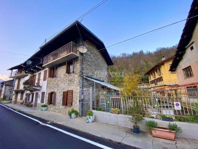 Villa Indipendente in vendita a Unione Montana di Comuni delle Valli di Lanzo, Ceronda e Casternone, Piemonte