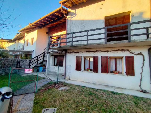 Villa Indipendente in vendita a Travesio, Friuli-Venezia Giulia