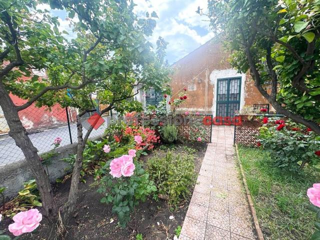 Villa Indipendente in vendita a Sant'Alfio, Trecastagni