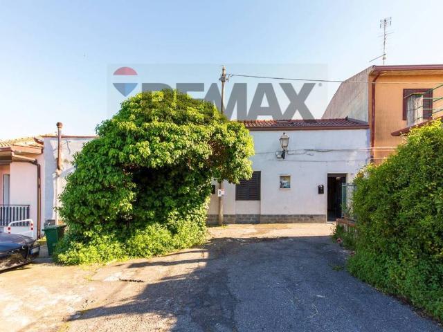 Villa Indipendente in vendita a Sant'Alfio, Trecastagni