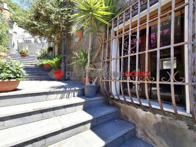 Villa Indipendente in vendita a Trecastagni, Sicilia
